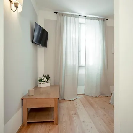 Apartament La Canonica New Location